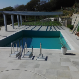 Fourniture et pose de liner pour piscine : choix de matériaux et processus d'installation Saint-Genis-Laval